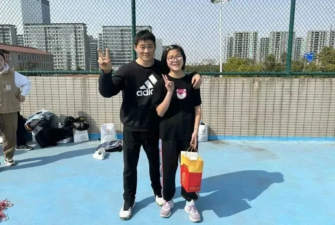 如何通过篮球训练咨询改善体能状况_0